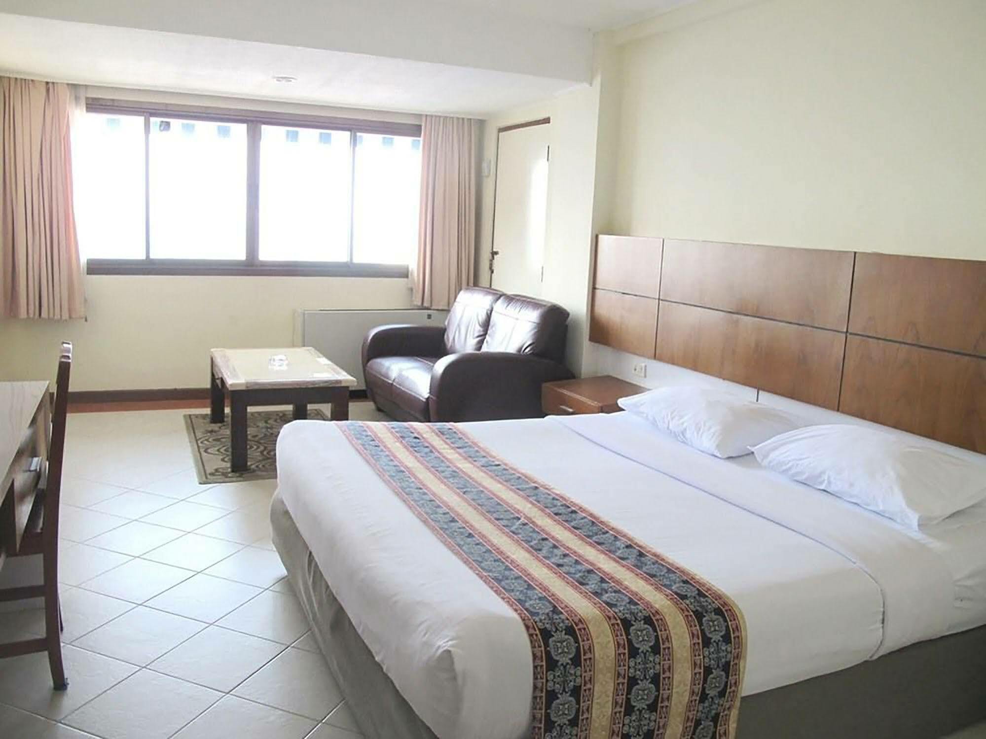 Diamond Beach Hotel Pattaya Exterior foto